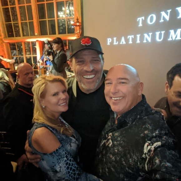 Meet your Posher, Traci - Picture 1 of 1